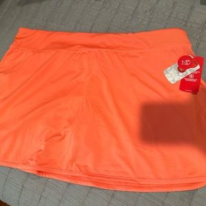 BCG skort NWT 1X
